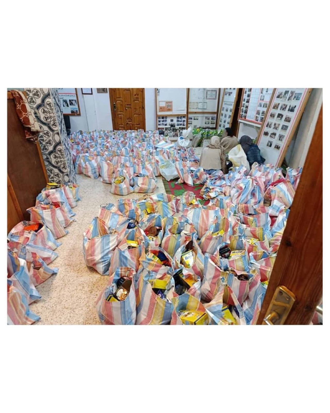 Distributions du Ramadan à Hassi El Gara — photo 3